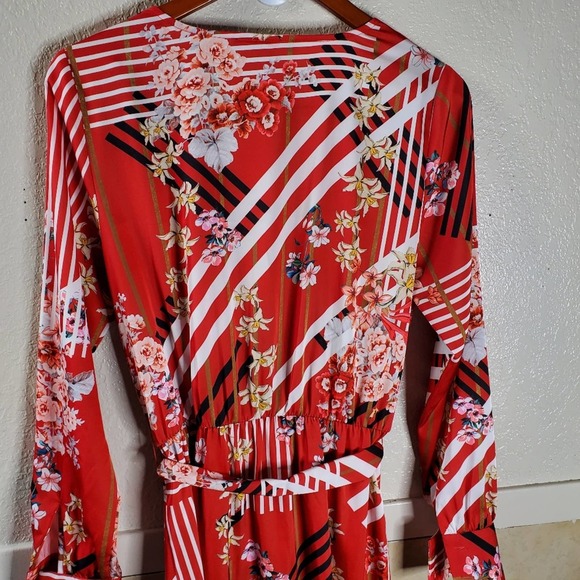 Boston Proper Red floral & stripe wrap dress - Picture 5 of 11
